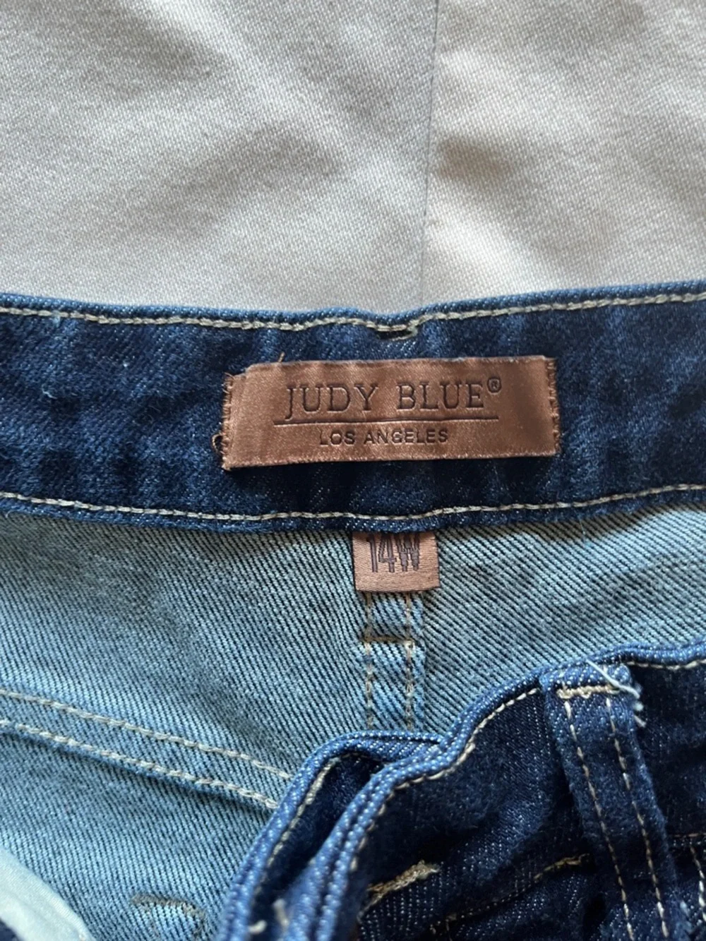 Judy Blue Woman’s Spandex Relaxed Dark Blue Denim Jeans Wide Leg Size 14W - Picture 8 of 11